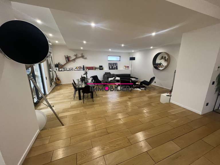 Maison Montélimar - 8 chambres - 423m²