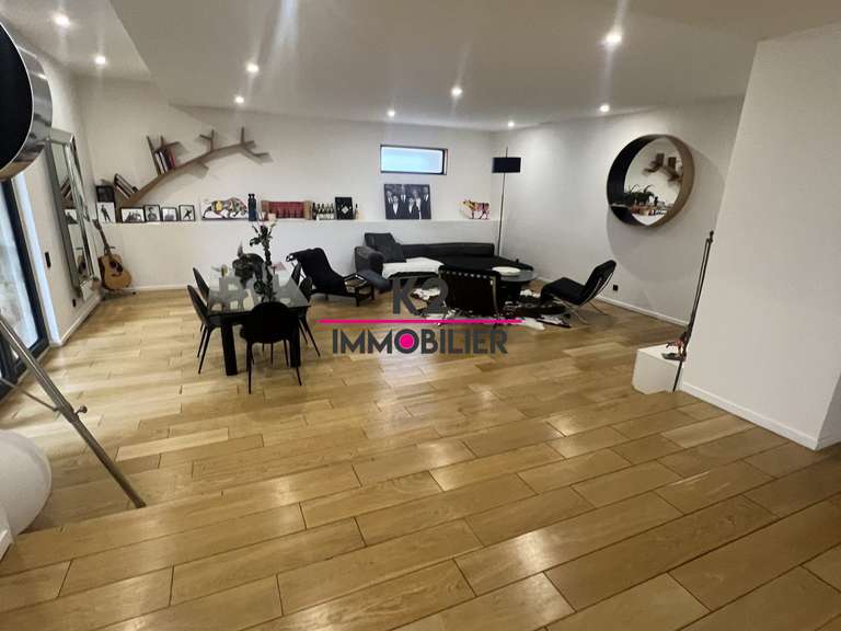 Maison Montélimar - 8 chambres - 423m²