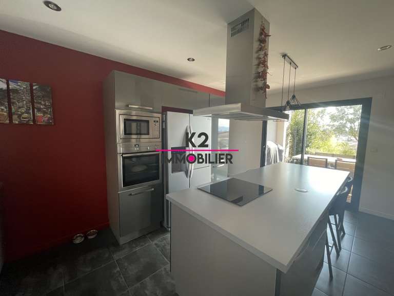 Maison Montélimar - 3 chambres - 177m²