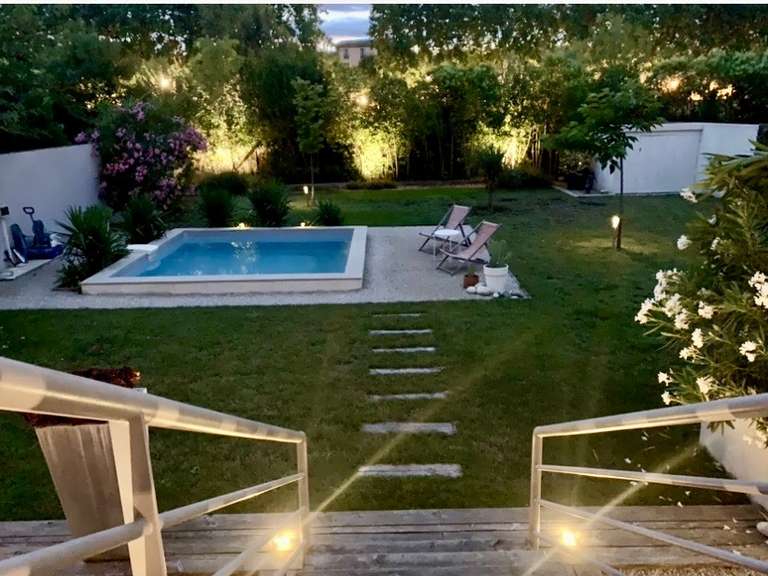 Maison Montélimar - 4 chambres - 210m²