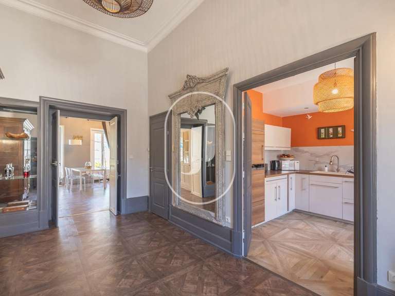 House Montélimar - 10 bedrooms - 381m²