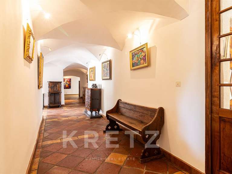 Maison Montélimar - 5 chambres - 530m²