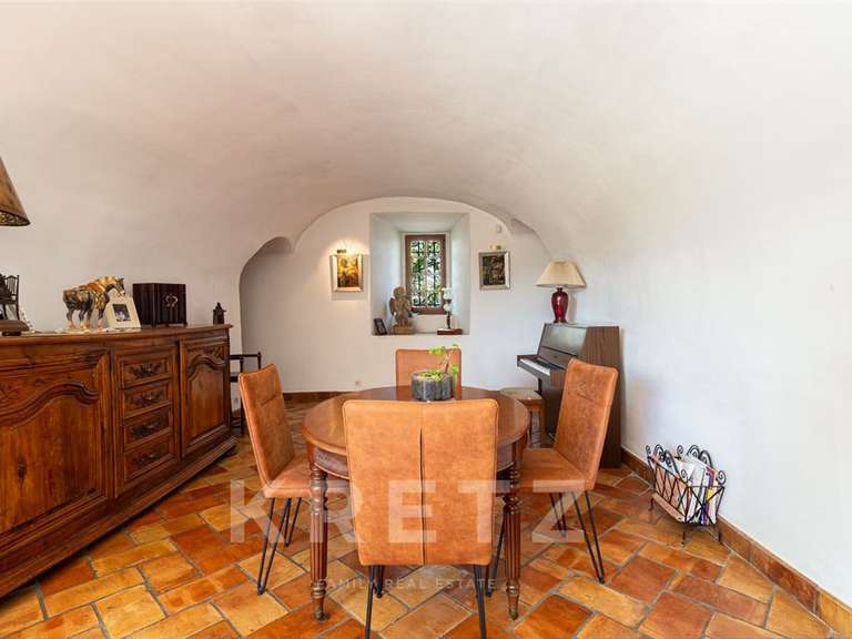Maison Montélimar - 5 chambres - 530m²