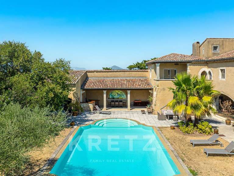Maison Montélimar - 5 chambres - 530m²