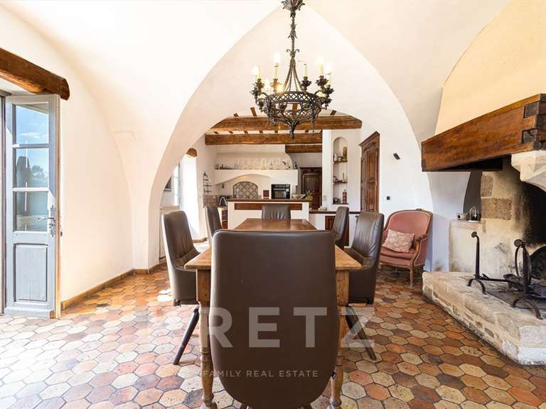 Maison Montélimar - 5 chambres - 530m²