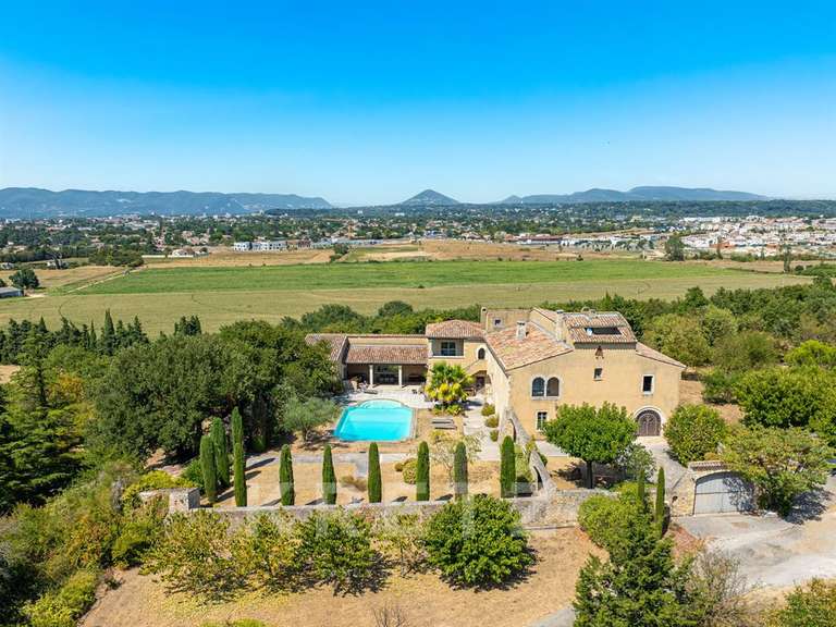 Maison Montélimar - 5 chambres - 530m²