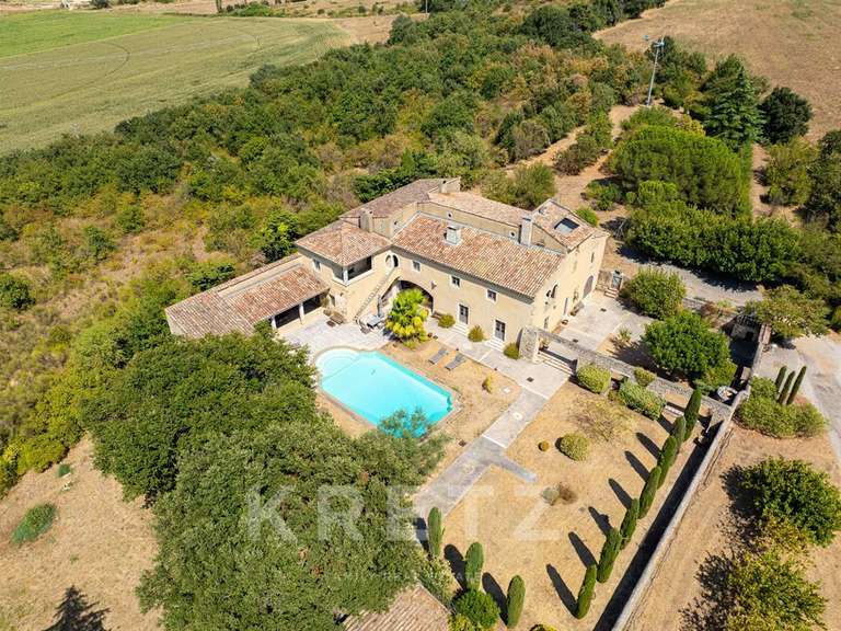 Maison Montélimar - 5 chambres - 530m²