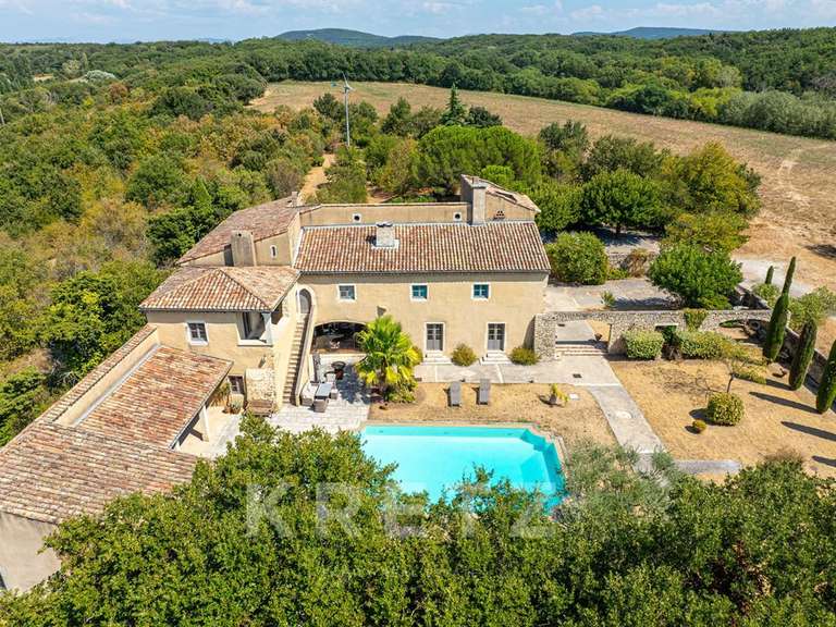 Maison Montélimar - 5 chambres - 530m²