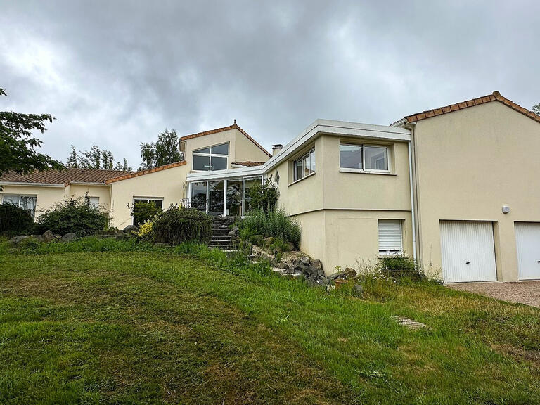 Maison Montemboeuf - 6 chambres - 318m²