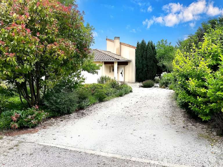 Maison Montemboeuf - 6 chambres - 318m²