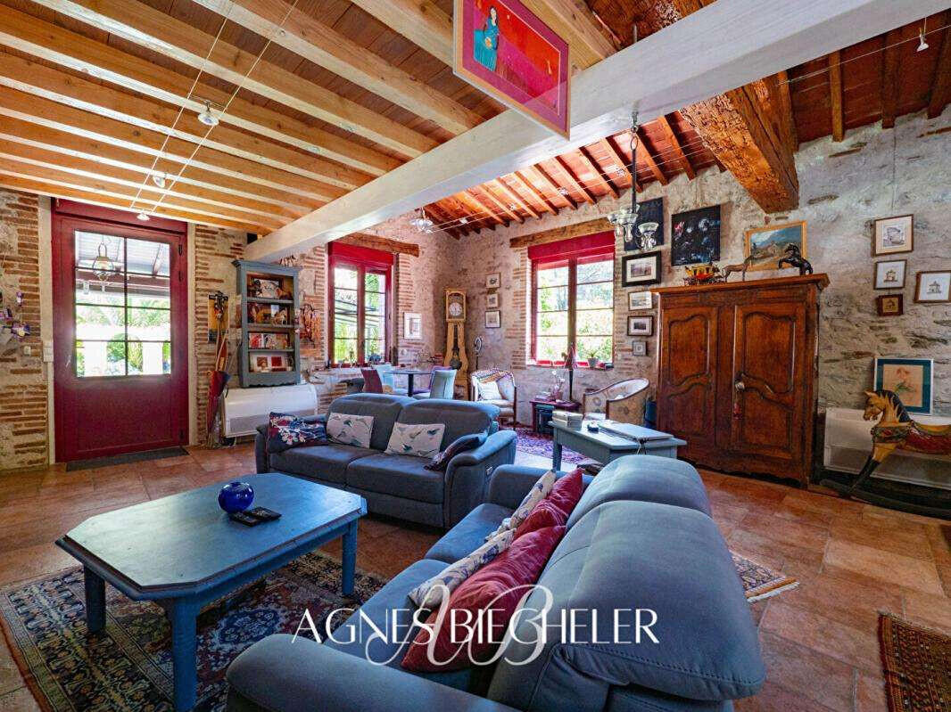 Maison Montesquieu-des-Albères