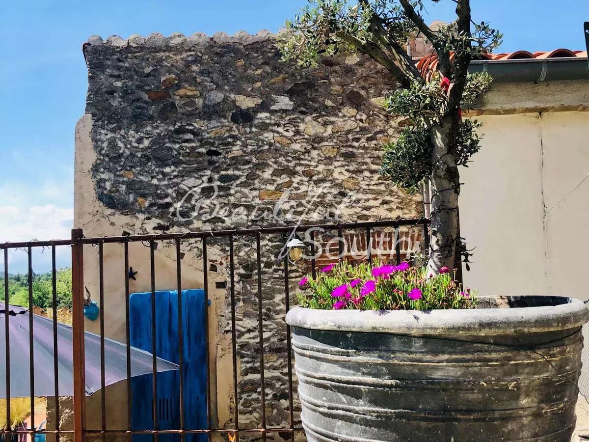 Maison Montesquieu-des-Albères