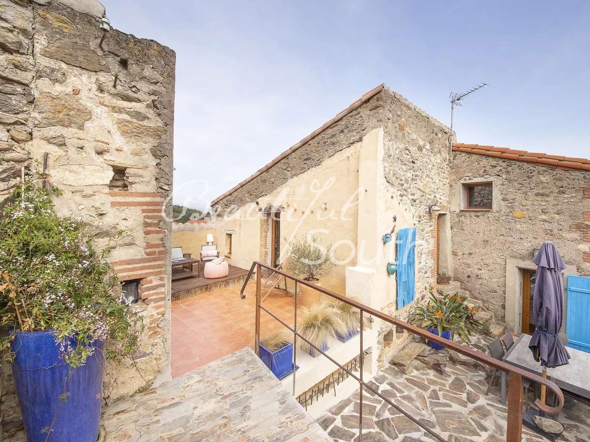Maison Montesquieu-des-Albères