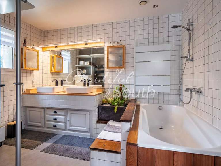 Villa Montesquieu-des-Albères - 4 chambres - 320m²