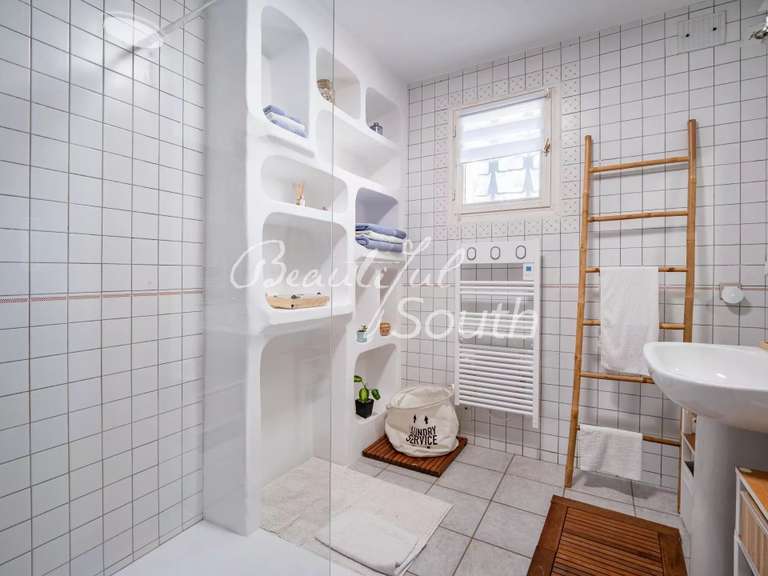 Villa Montesquieu-des-Albères - 4 chambres - 320m²