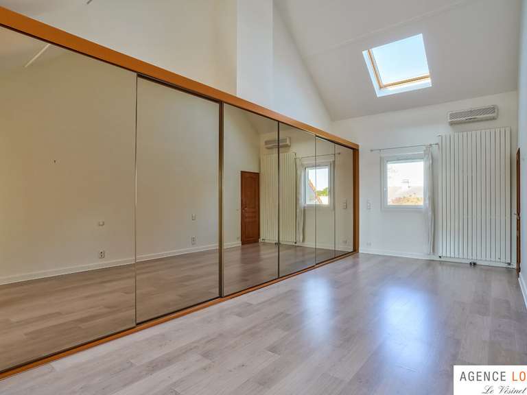 Maison Montesson - 4 chambres - 268m²