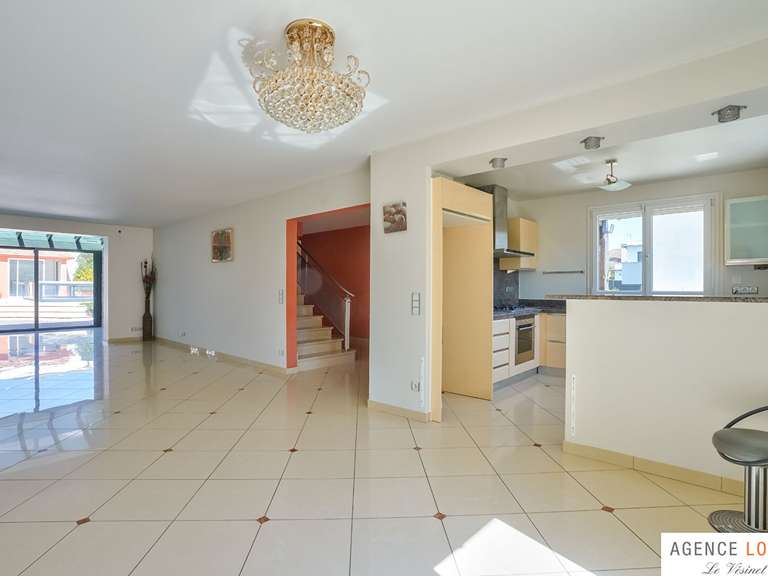 Maison Montesson - 4 chambres - 268m²