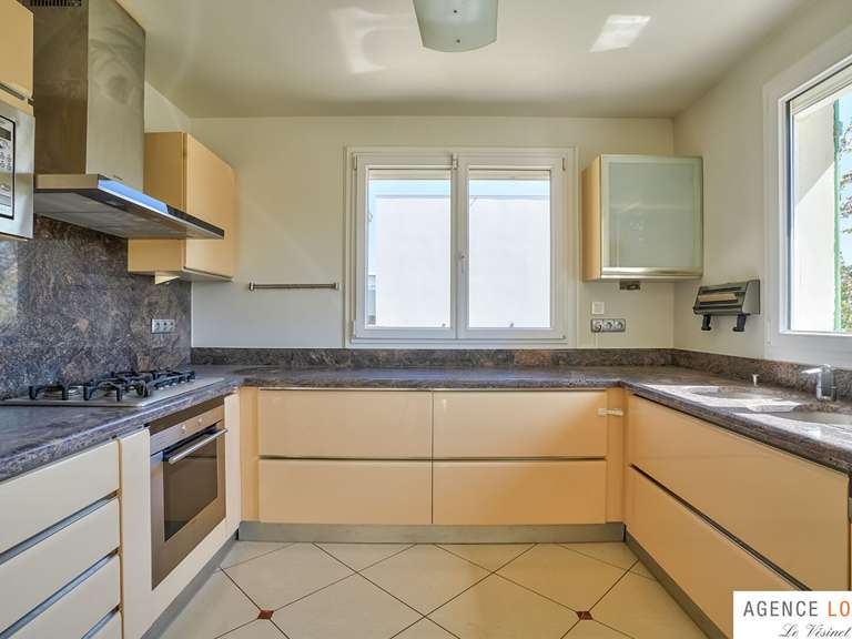 Maison Montesson - 4 chambres - 268m²