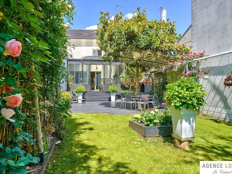 Maison Montesson - 5 chambres - 257m²