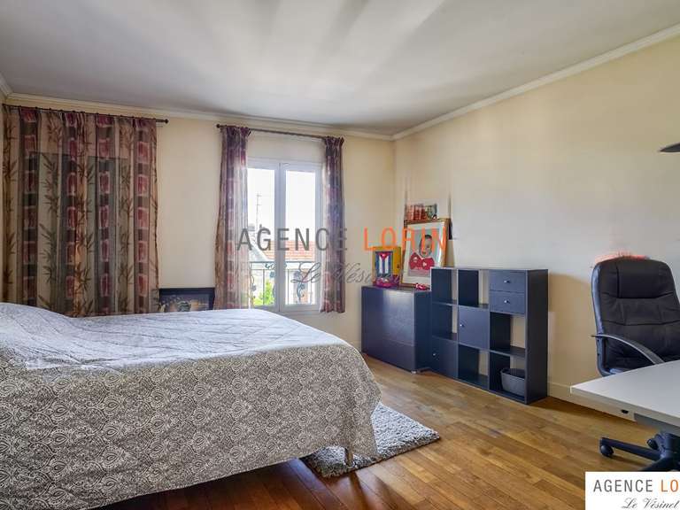 Maison Montesson - 5 chambres - 257m²