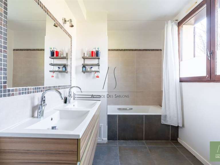 Maison Montesson - 5 chambres - 220m²