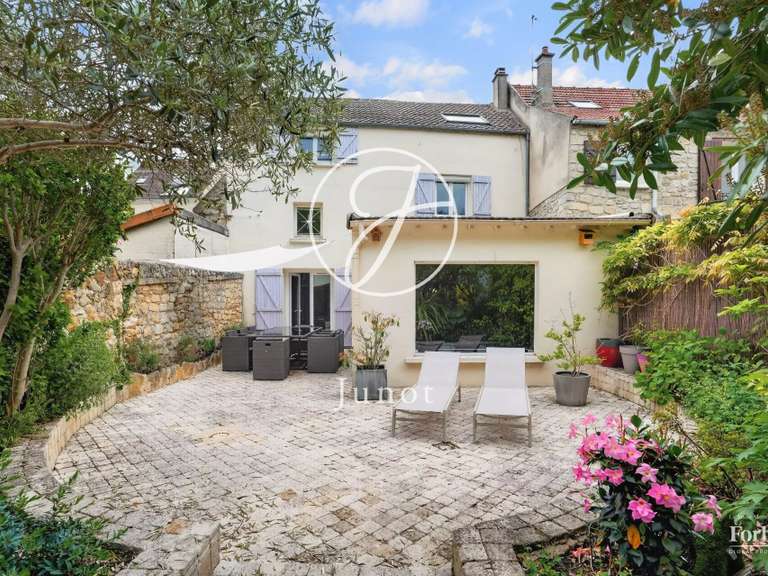Maison Montesson - 6 chambres - 223m²