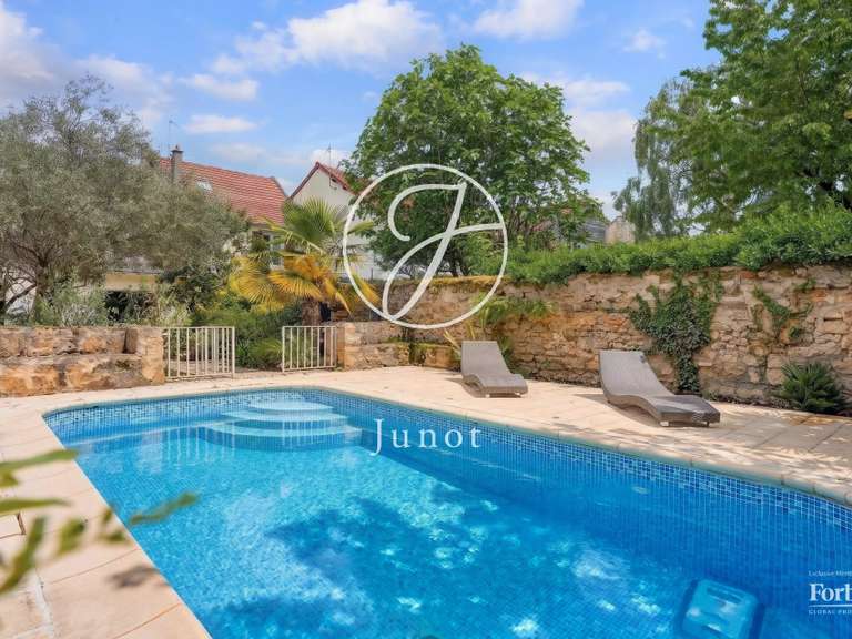 Maison Montesson - 6 chambres - 223m²