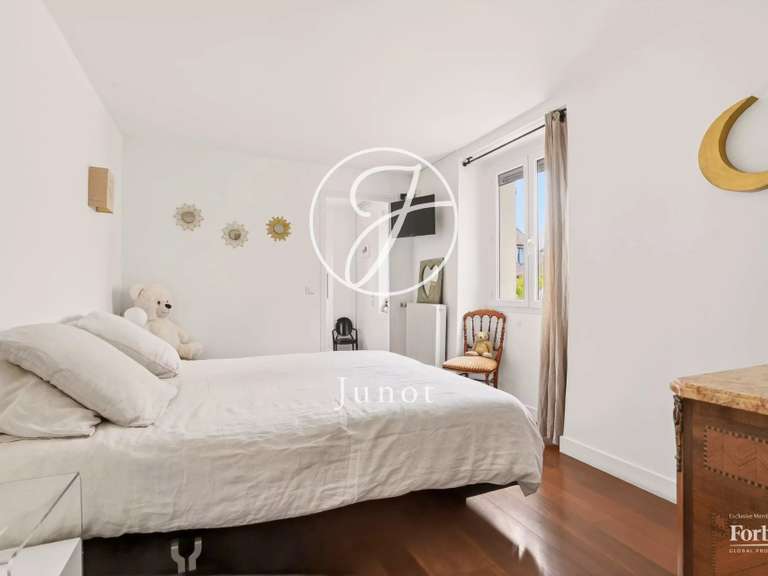 Maison Montesson - 6 chambres - 223m²