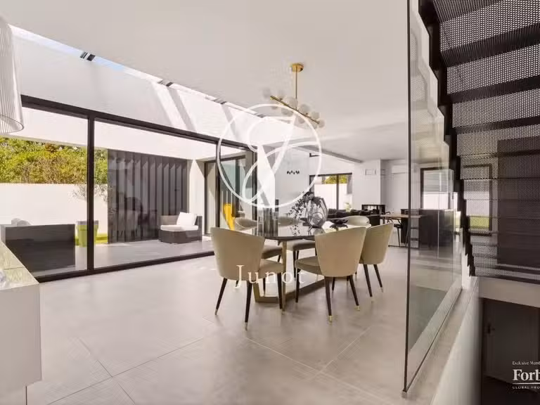 Maison Montesson - 3 chambres - 255m²