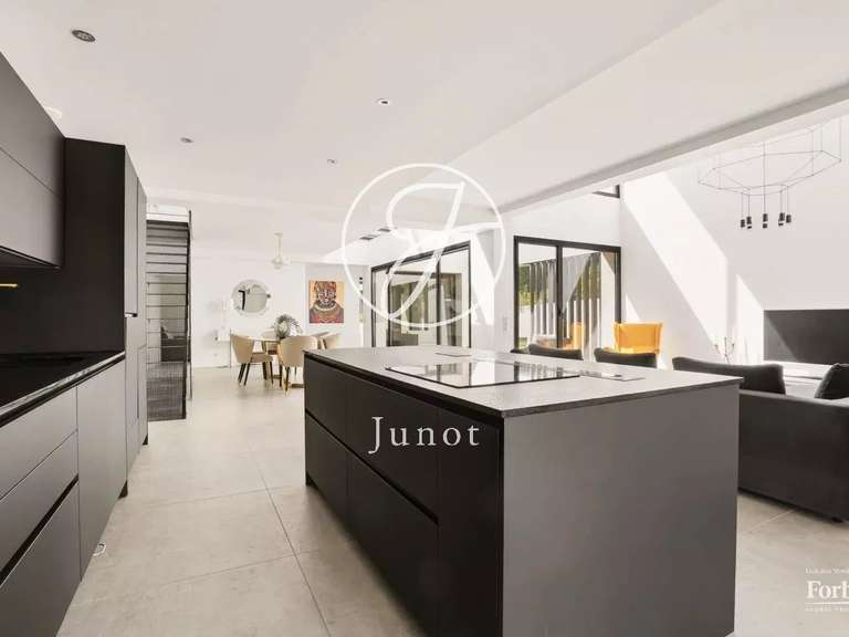 Maison Montesson - 3 chambres - 255m²
