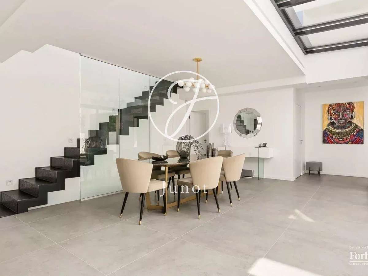Maison Montesson
