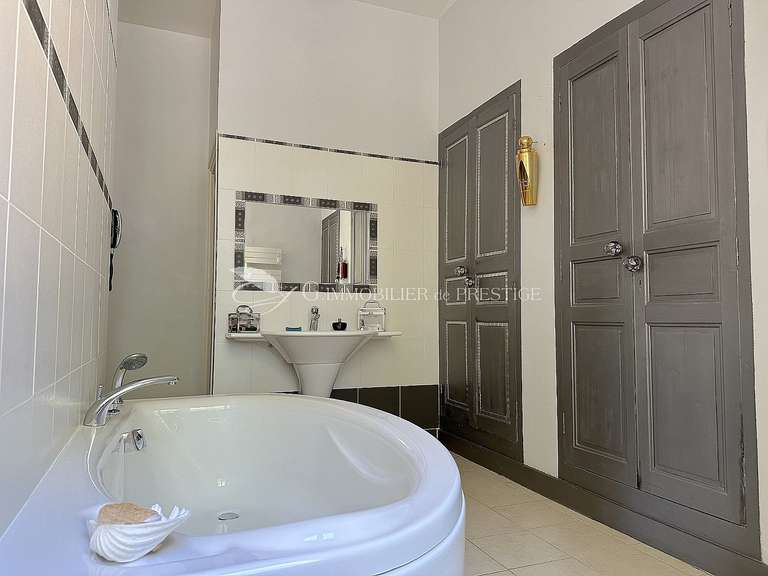 Maison Monteux - 5 chambres - 600m²