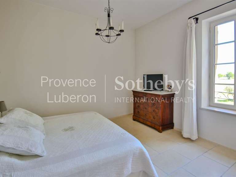 Maison Monteux - 16 chambres - 838m²