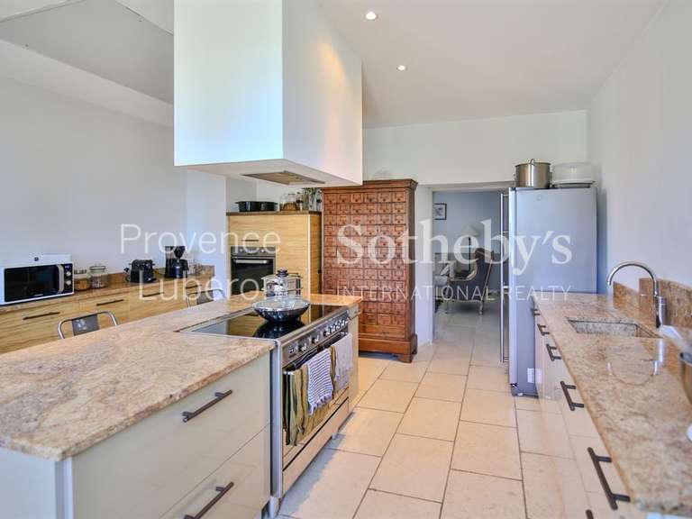 Maison Monteux - 16 chambres - 838m²