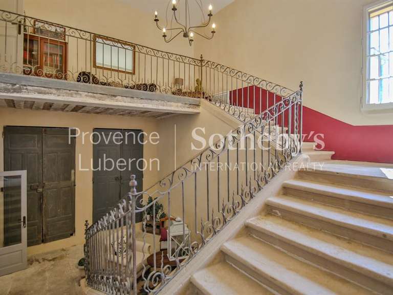 Maison Monteux - 16 chambres - 838m²