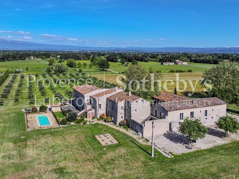 Maison Monteux - 16 chambres - 838m²