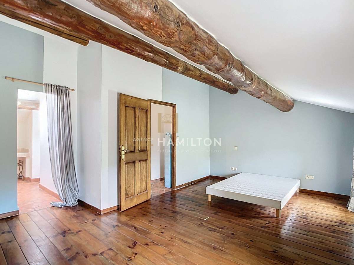 Property Monteux