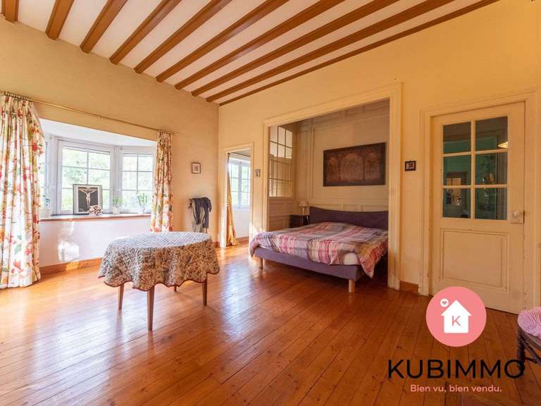 House Montévrain - 7 bedrooms