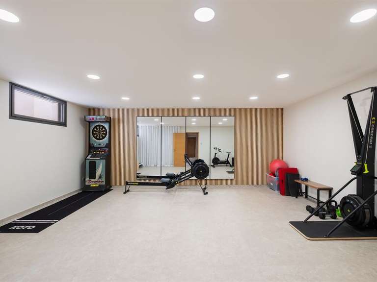 Maison Montferrier-sur-Lez - 5 chambres - 350m²