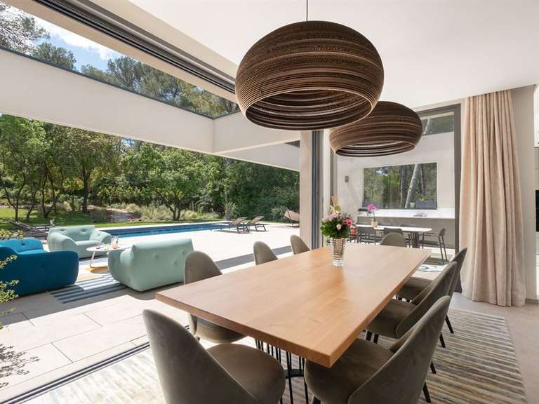 Maison Montferrier-sur-Lez - 5 chambres - 350m²