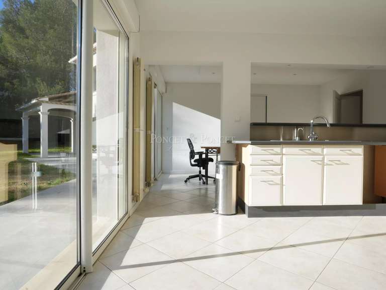 Maison Montferrier-sur-Lez - 6 chambres - 315m²