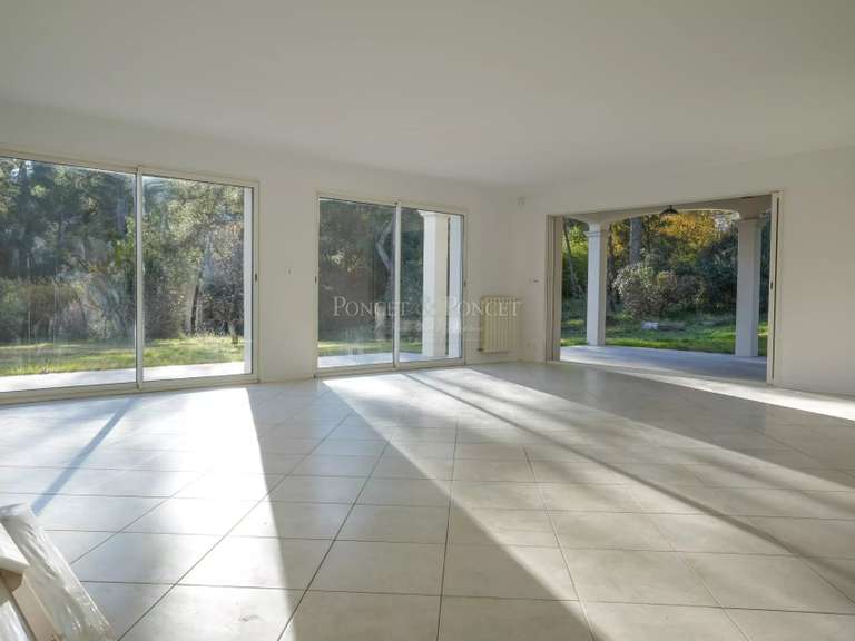 Maison Montferrier-sur-Lez - 6 chambres - 315m²