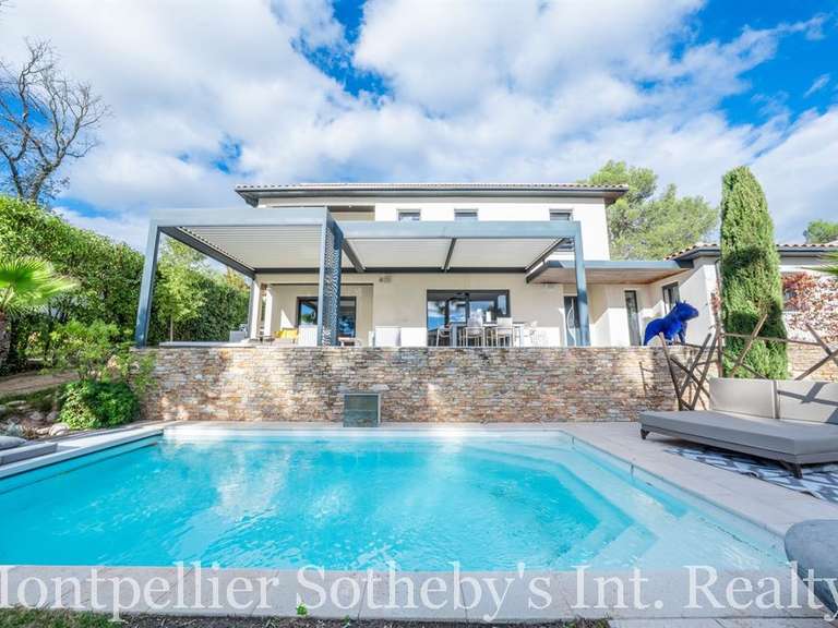 Maison Montferrier-sur-Lez - 5 chambres - 200m²