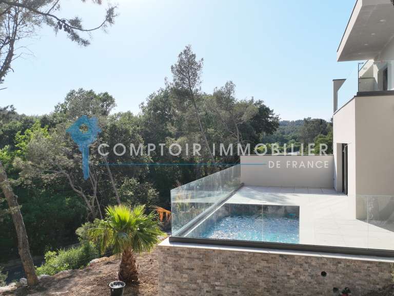 Maison Montferrier-sur-Lez - 4 chambres - 155m²