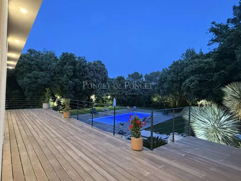 Maison Montferrier-sur-Lez - 6 chambres - 344m²