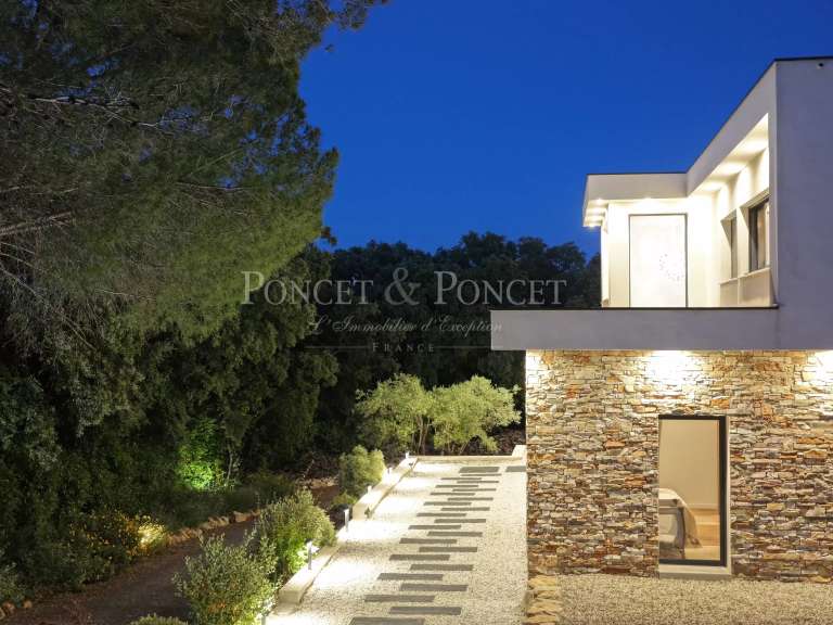 Maison Montferrier-sur-Lez - 6 chambres - 344m²