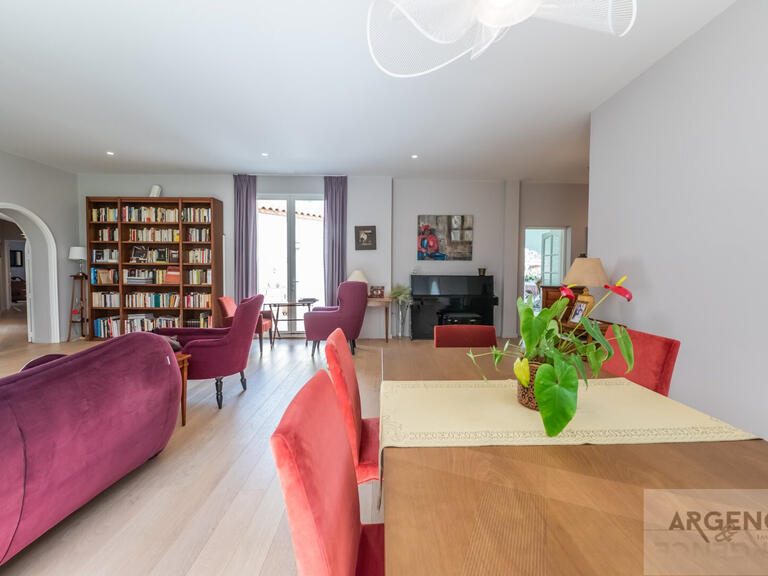 Villa Montferrier-sur-Lez - 4 chambres - 240m²