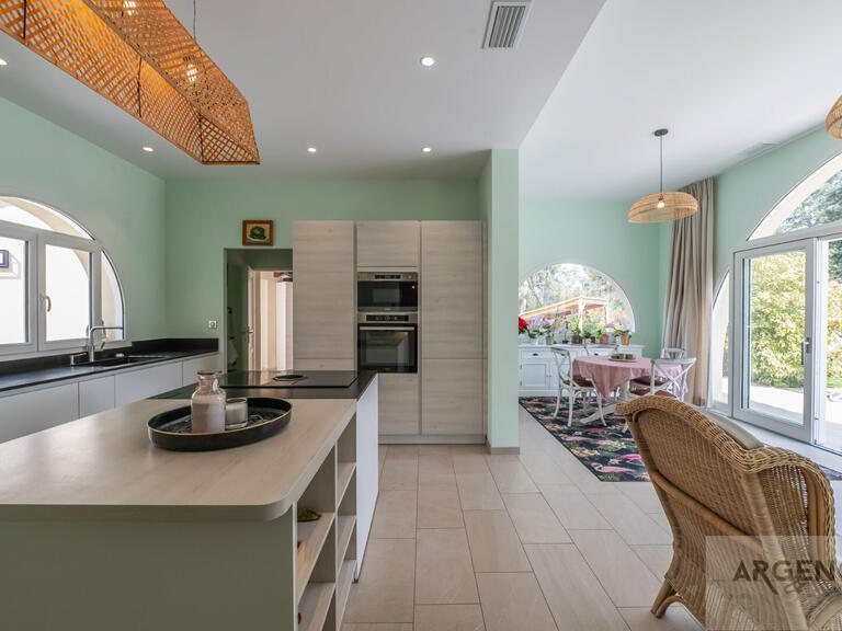 Villa Montferrier-sur-Lez - 4 chambres - 240m²