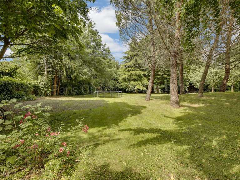 House Montfort-l'Amaury - 5 bedrooms - 450m²