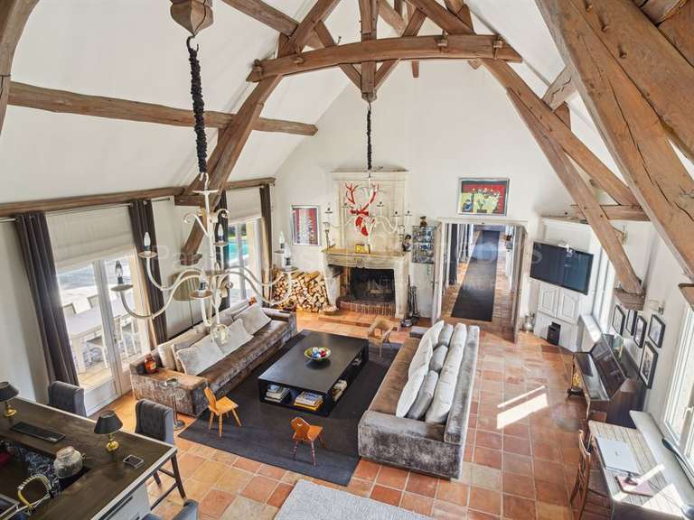 Maison Montfort-l'Amaury - 4 chambres - 345m²